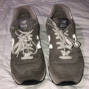 New Balance Tennis Shoes